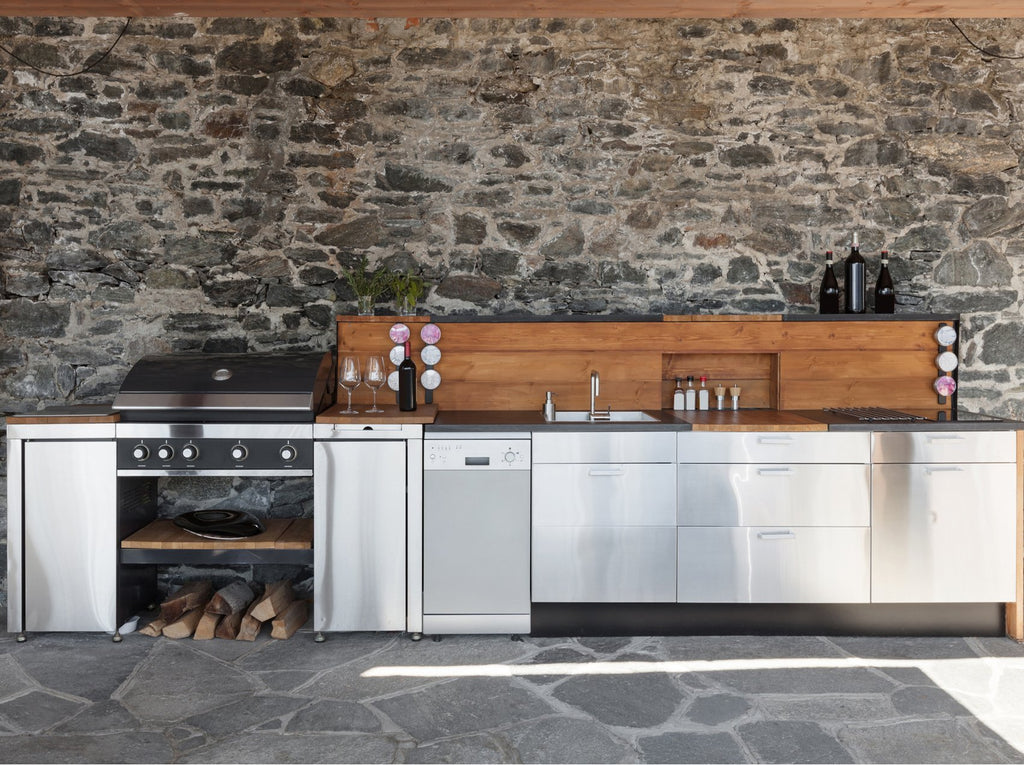 Stainless Steel - The Seasoned Veteran of every Commercial and Residential Kitchen