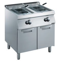 Zanussi Gas 800mm Twin Well 2 x 15L Freestanding V-Shaped Deep Fryer - 372071